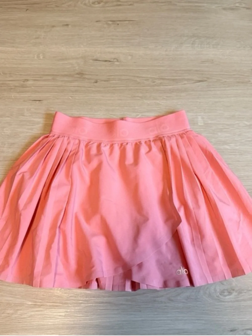 ALO Yoga soft pink